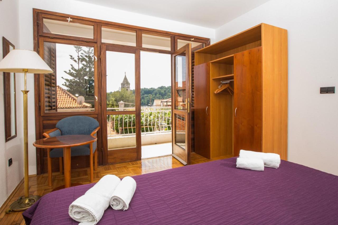 Apartments Kralj1 ซัฟทัท ภายนอก รูปภาพ