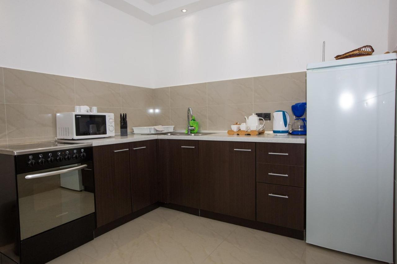 Apartments Kralj1 ซัฟทัท ภายนอก รูปภาพ